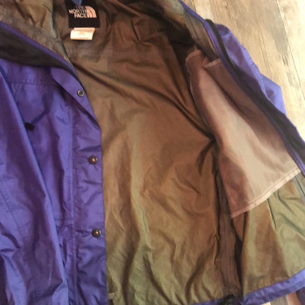 The North Face windbreaker. Purple/royal blue. XS - Picture 4 of 6